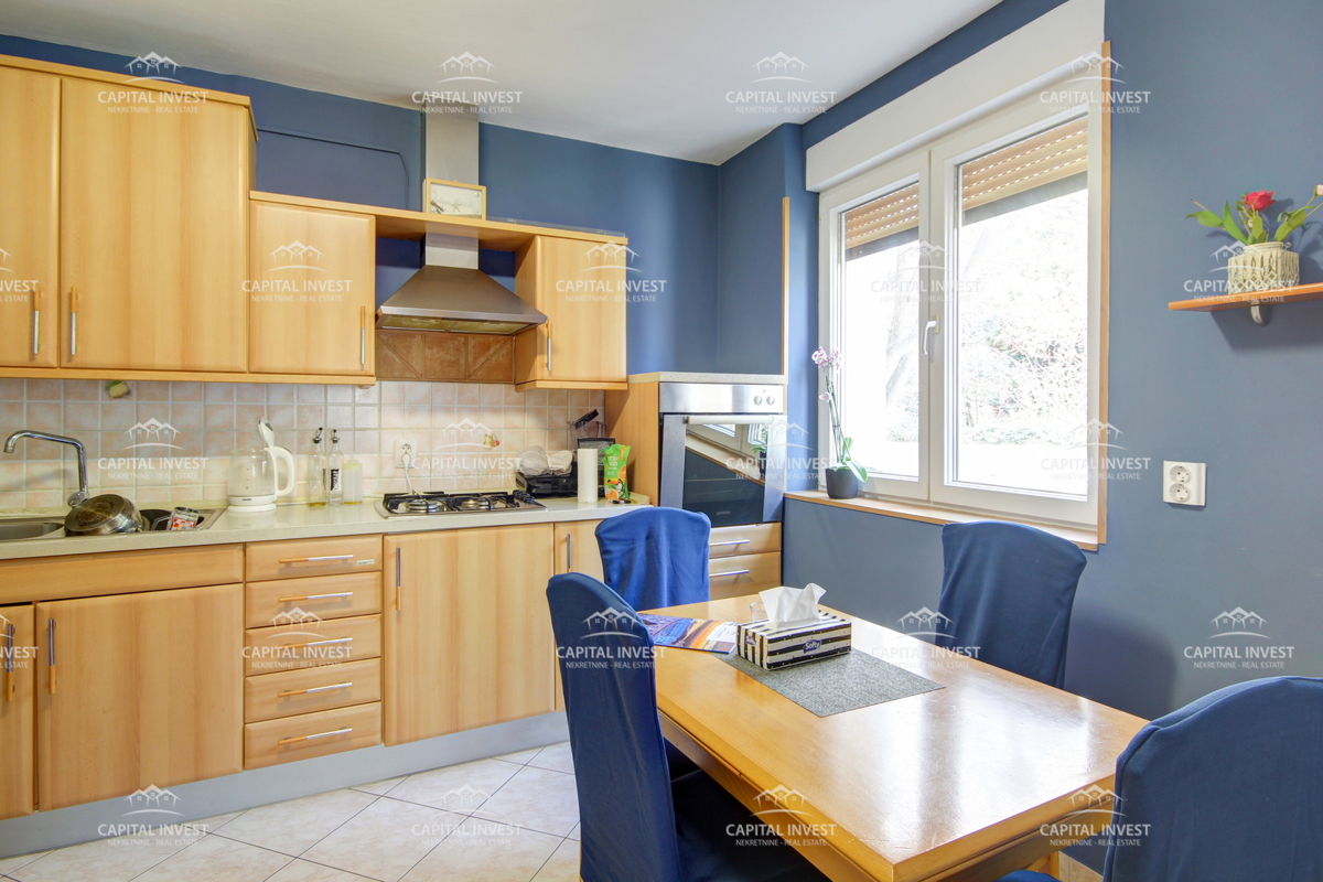 Stanovanje, dvosobno, Veruda, balkon, parkirišče, Pula, Istra