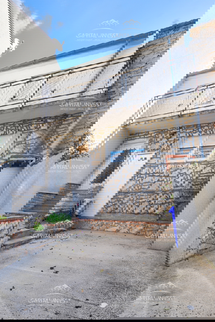 Kamna hiša v nizu, Medulin, Istra