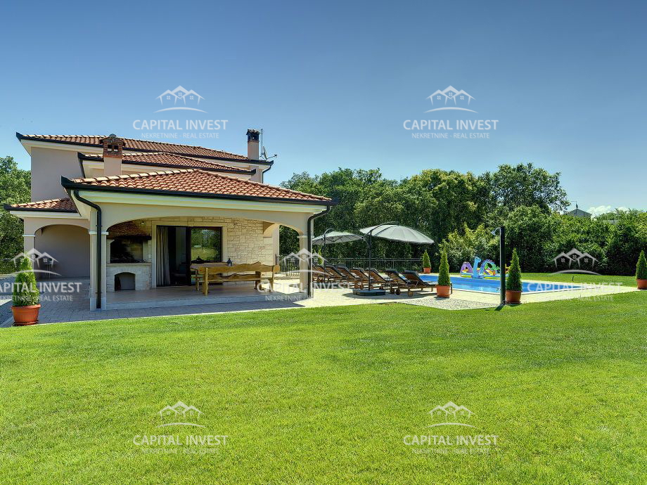 Počitniška hiša s bazenom, Rovinjsko Selo