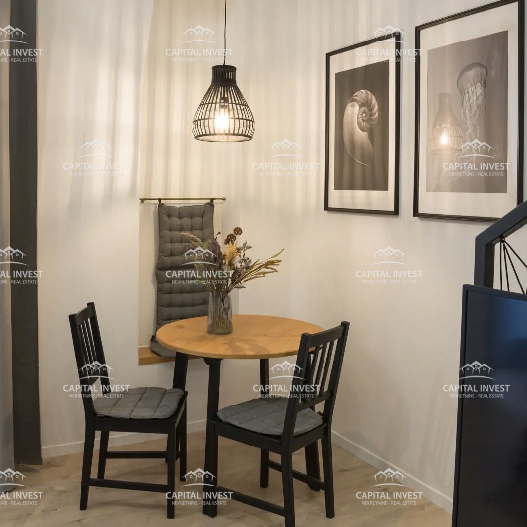 Hiša s šestimi apartmaji, bazen, center, Pula