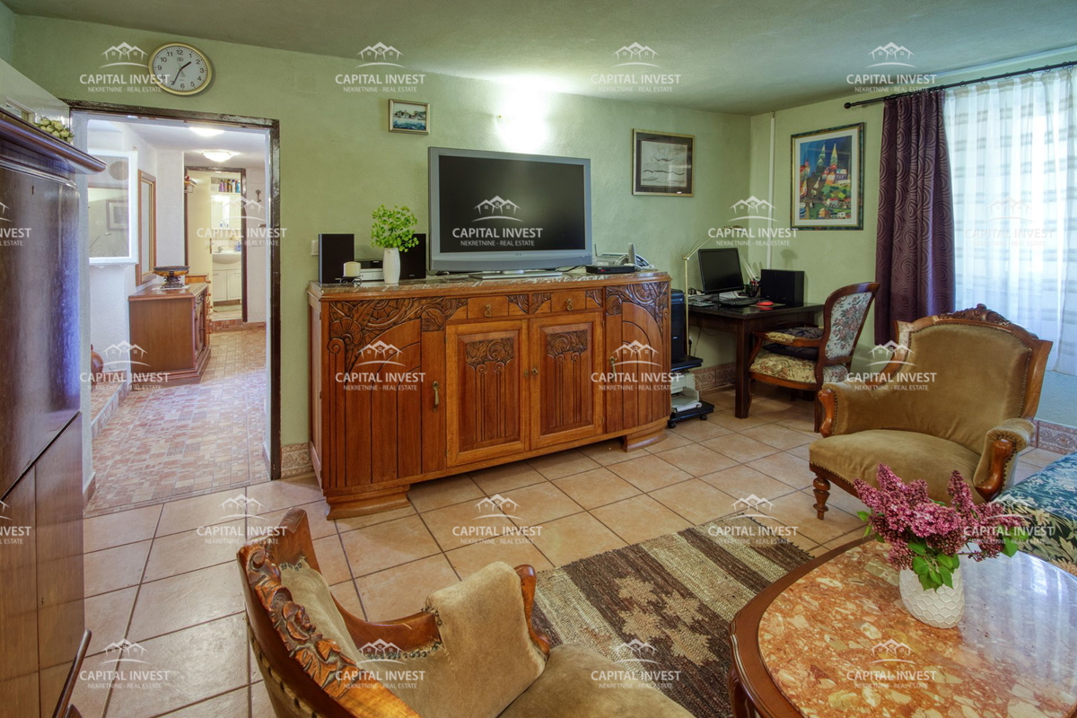 Kamena hiša v Krnici, naselje Pavićini