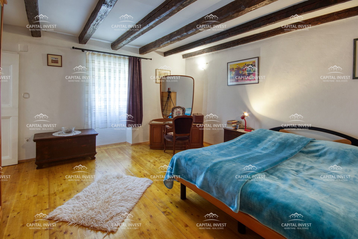 Kamena hiša v Krnici, naselje Pavićini