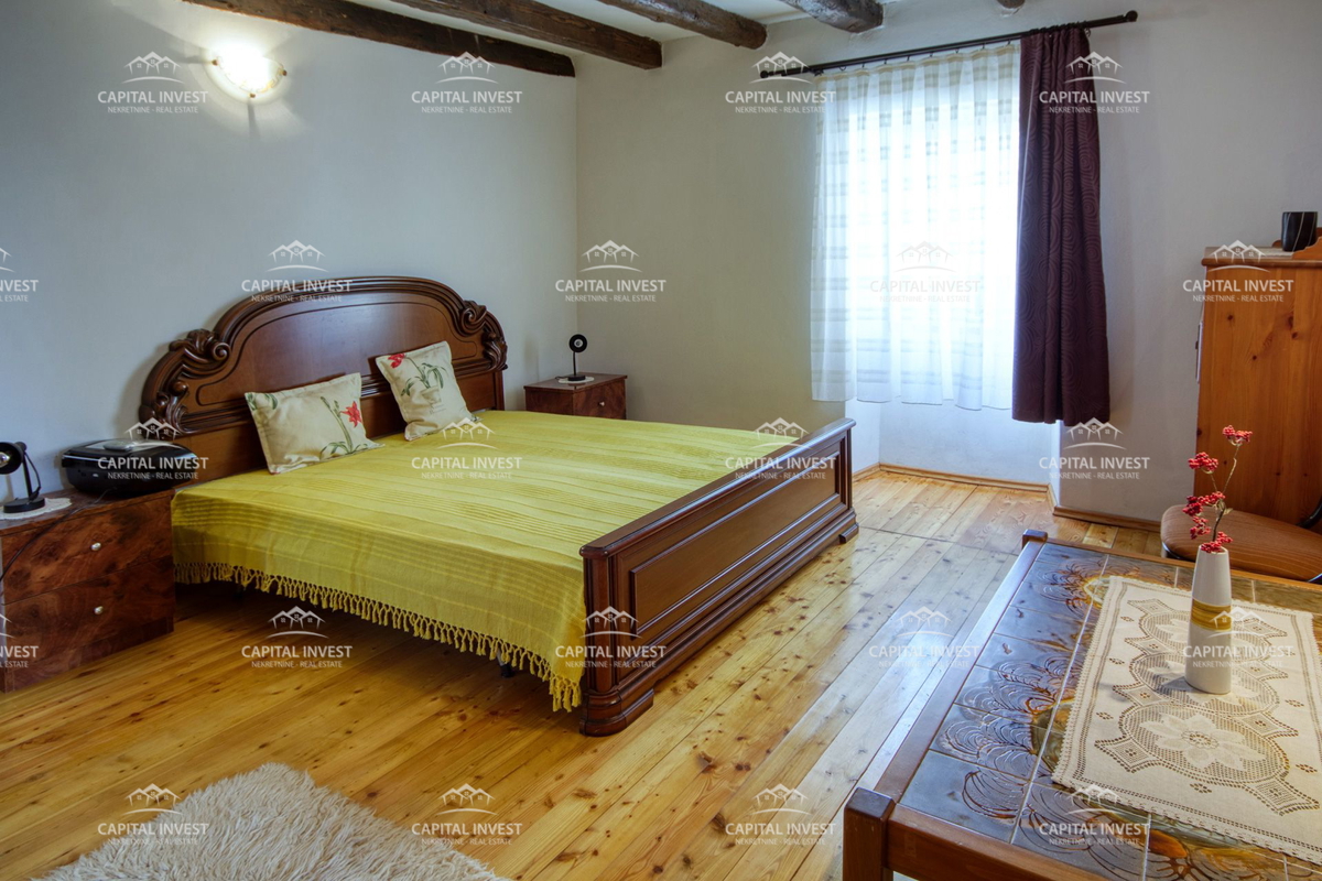 Kamena hiša v Krnici, naselje Pavićini