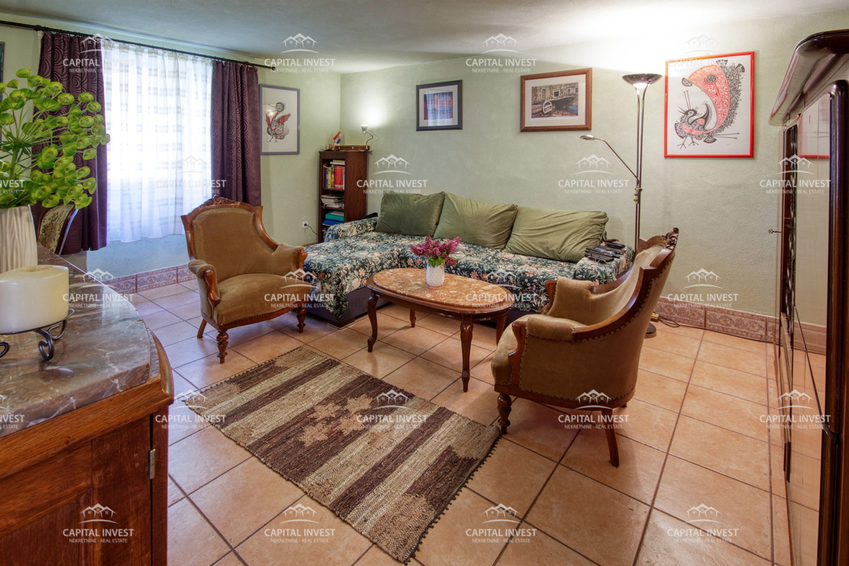 Kamena hiša v Krnici, naselje Pavićini