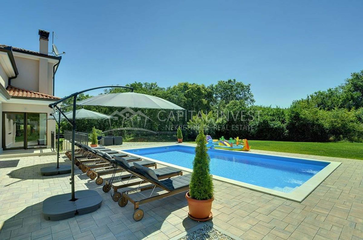 Hiša Rovinjsko Selo, Rovinj, 400m2