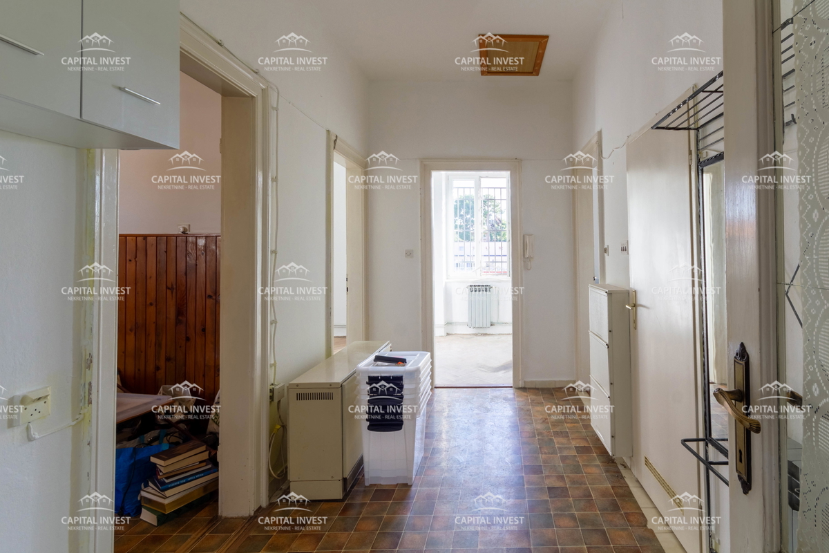 Štirisobno stanovanje z vrtom, Pula, Istra