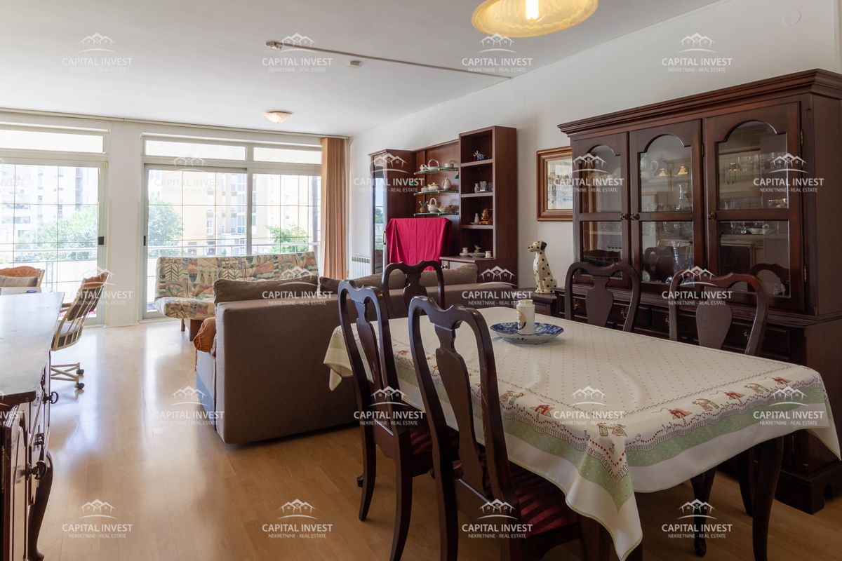 Dvoposteljno stanovanje, terasa, Pula, Veruda