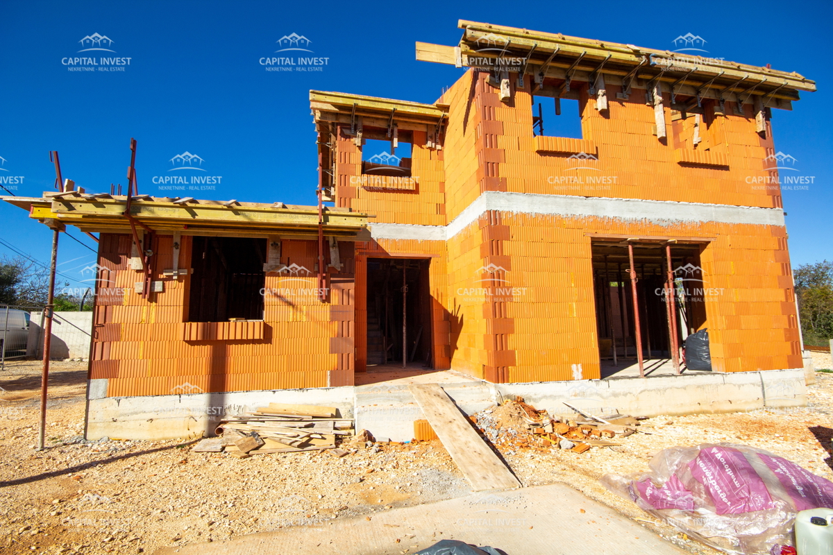 Hiša v gradnji, pogled na morje, Marčana, Istra