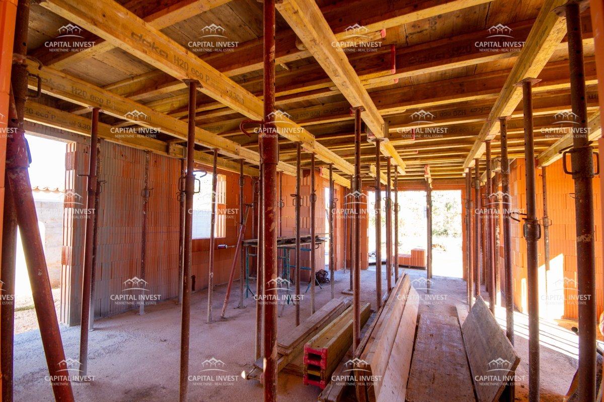 Hiša v gradnji, pogled na morje, Marčana, Istra