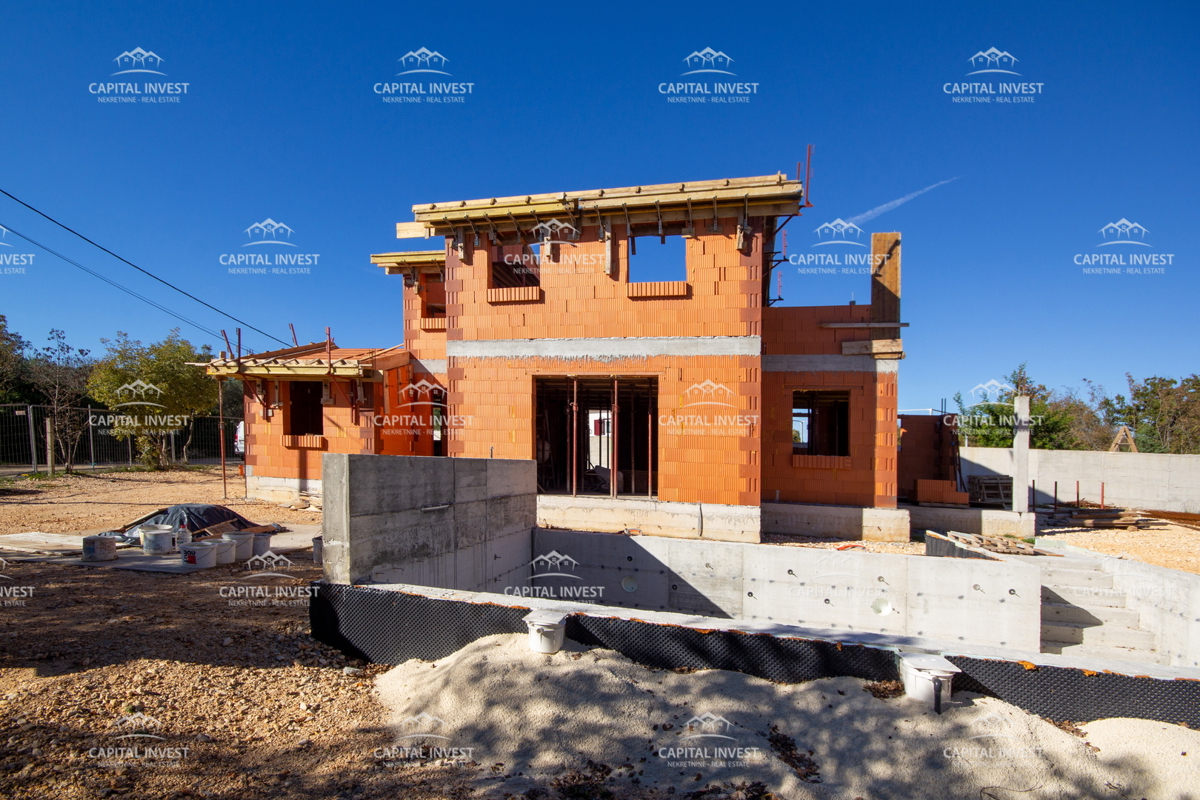 Hiša v gradnji, pogled na morje, Marčana, Istra