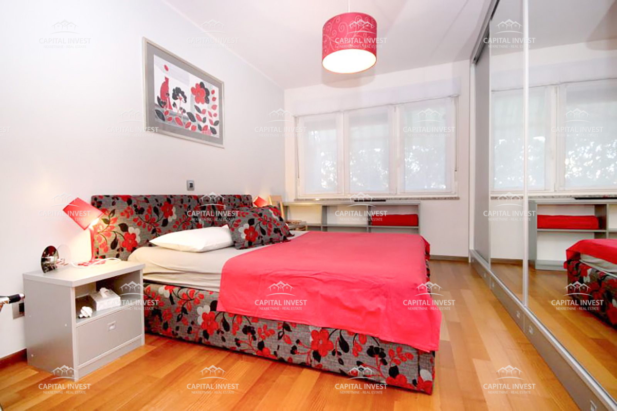 Dvosobno stanovanje, center, Pula, Istra