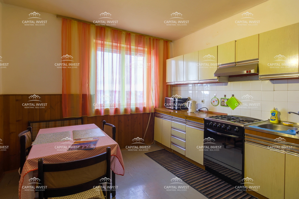 Trosobno stanovanje, širše središče, Pula, Istra