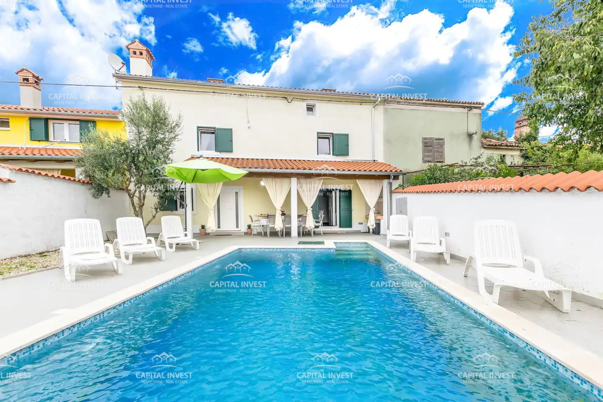 Hiša s bazenom, terasa, vrt, Pula, Istra