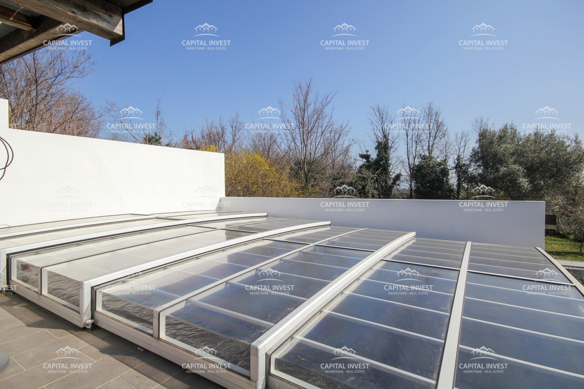 Hiša, dva stanovanja, bazen, velika parcela, Barban, Istra