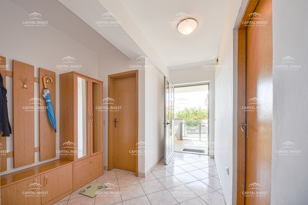 Trosobno stanovanje, garaža, Pula, Istra