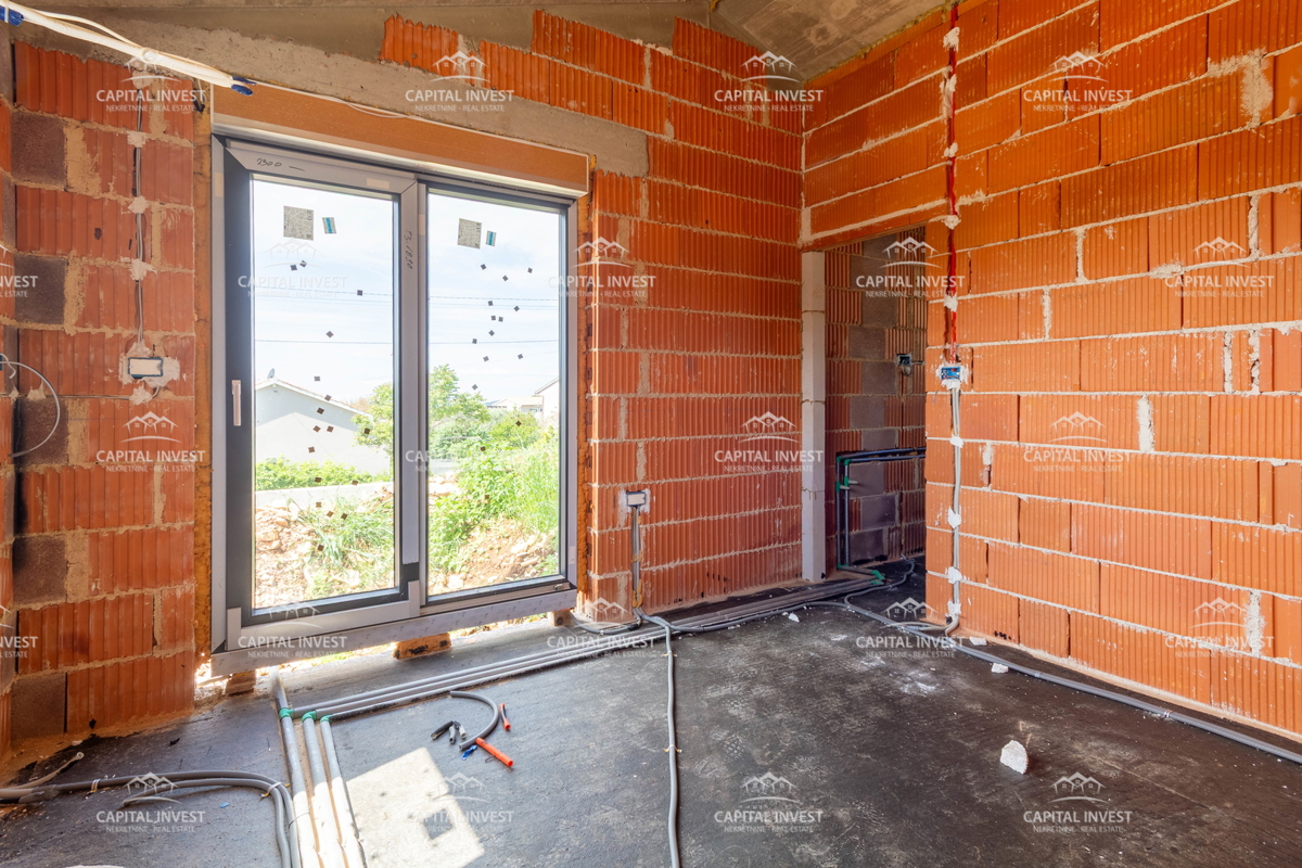 Hiša s bazenom, Istra, Savičenta