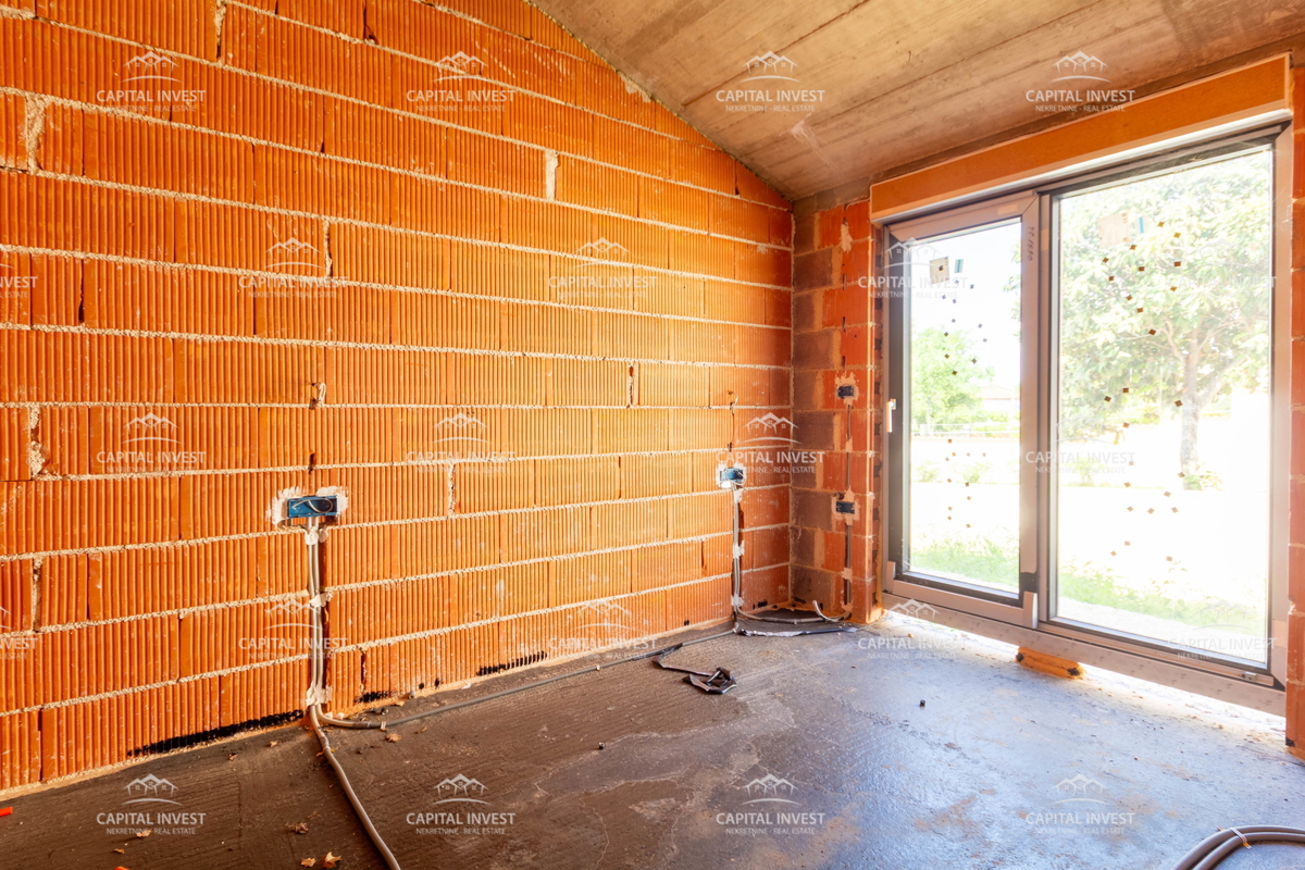 Hiša s bazenom, Istra, Savičenta