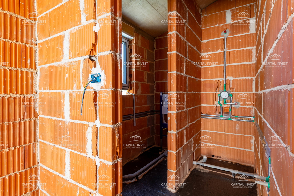 Hiša s bazenom, Istra, Savičenta