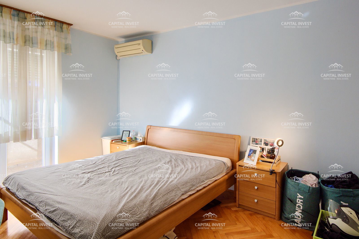 Dvosobno stanovanje, prvo nadstropje, center, Pula