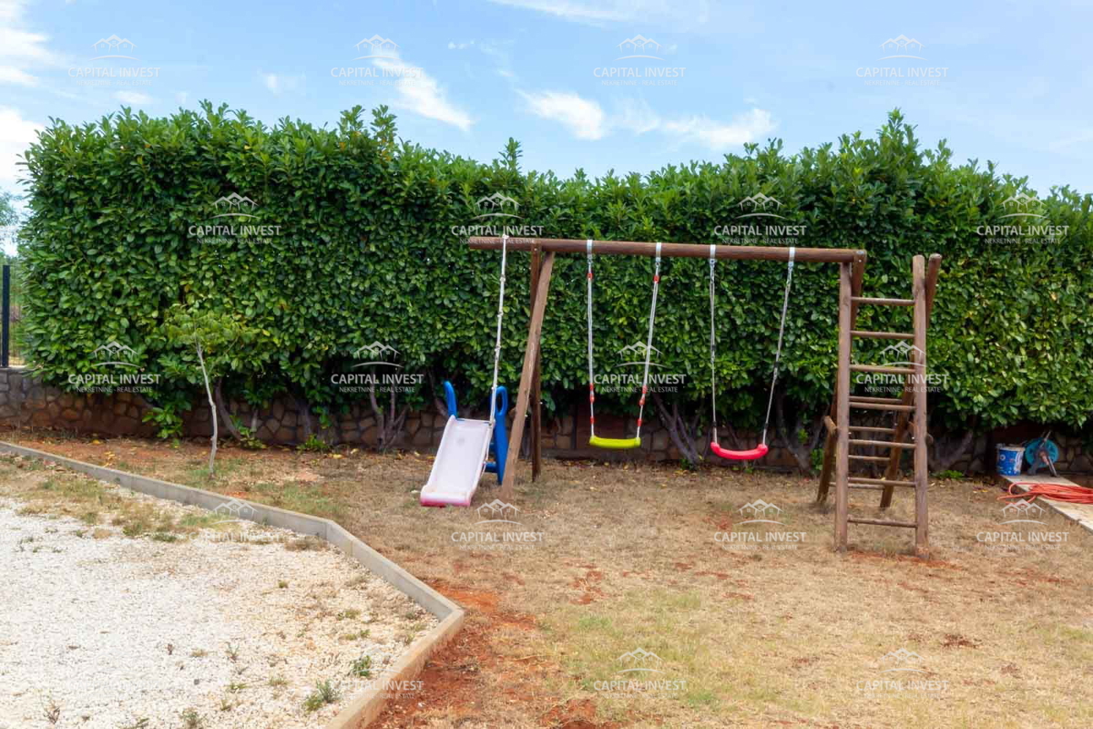 Hiša s bazenom, okolica Vodnjana, Istra