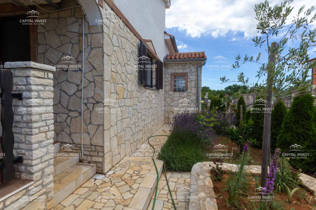 Hiša s bazenom, okolica Vodnjana, Istra