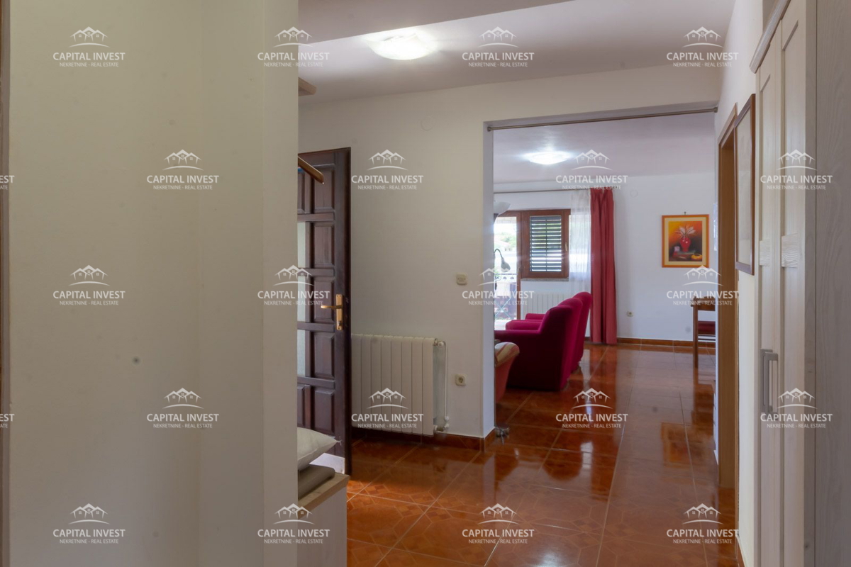 Hiša s bazenom, okolica Vodnjana, Istra