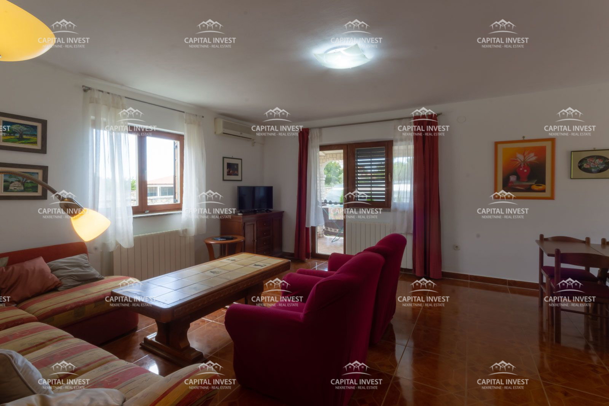 Hiša s bazenom, okolica Vodnjana, Istra