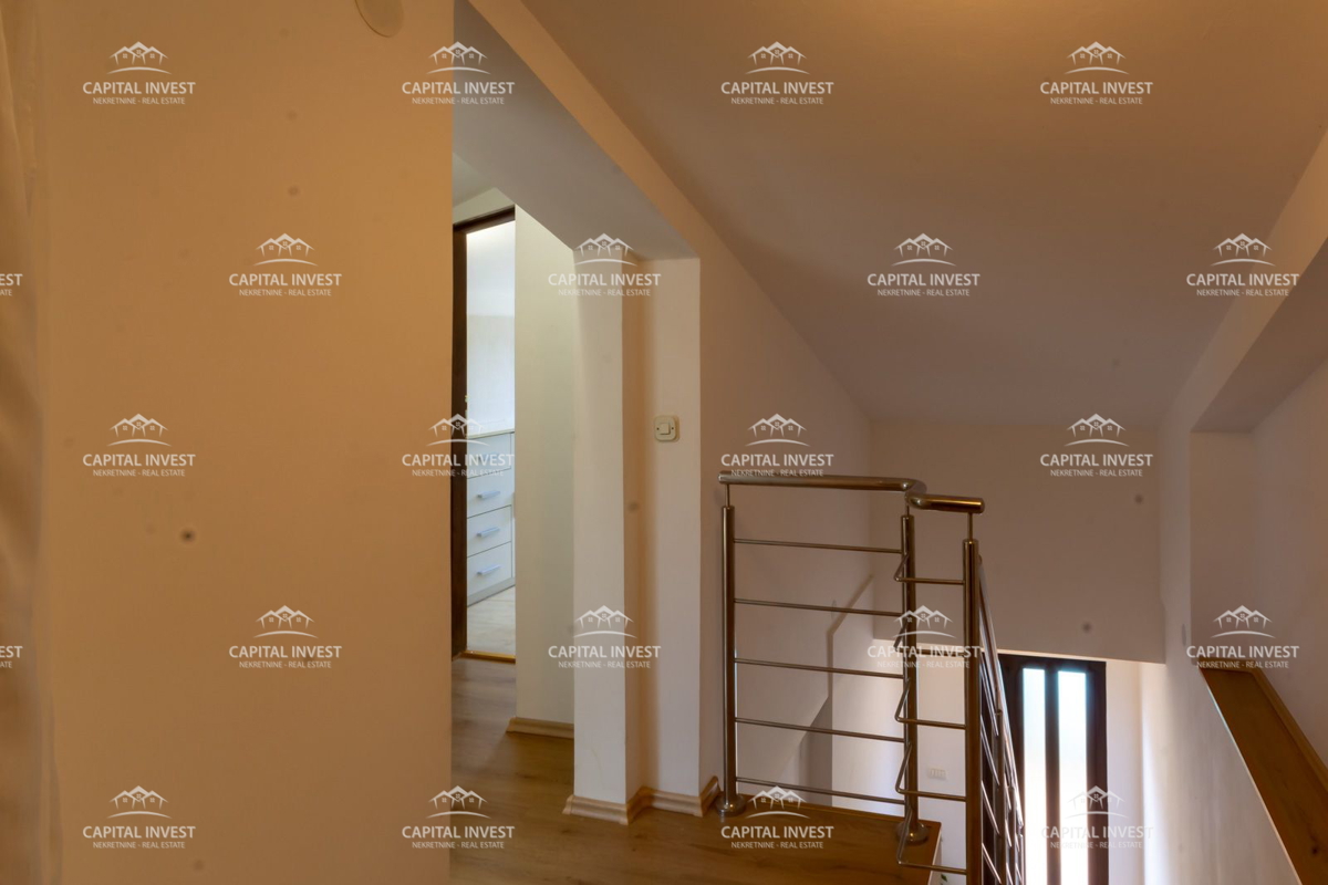 Hiša s bazenom, okolica Vodnjana, Istra