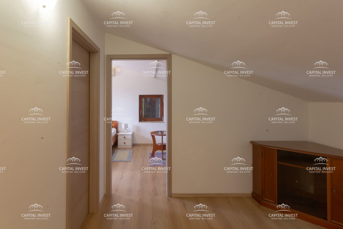 Hiša s bazenom, okolica Vodnjana, Istra