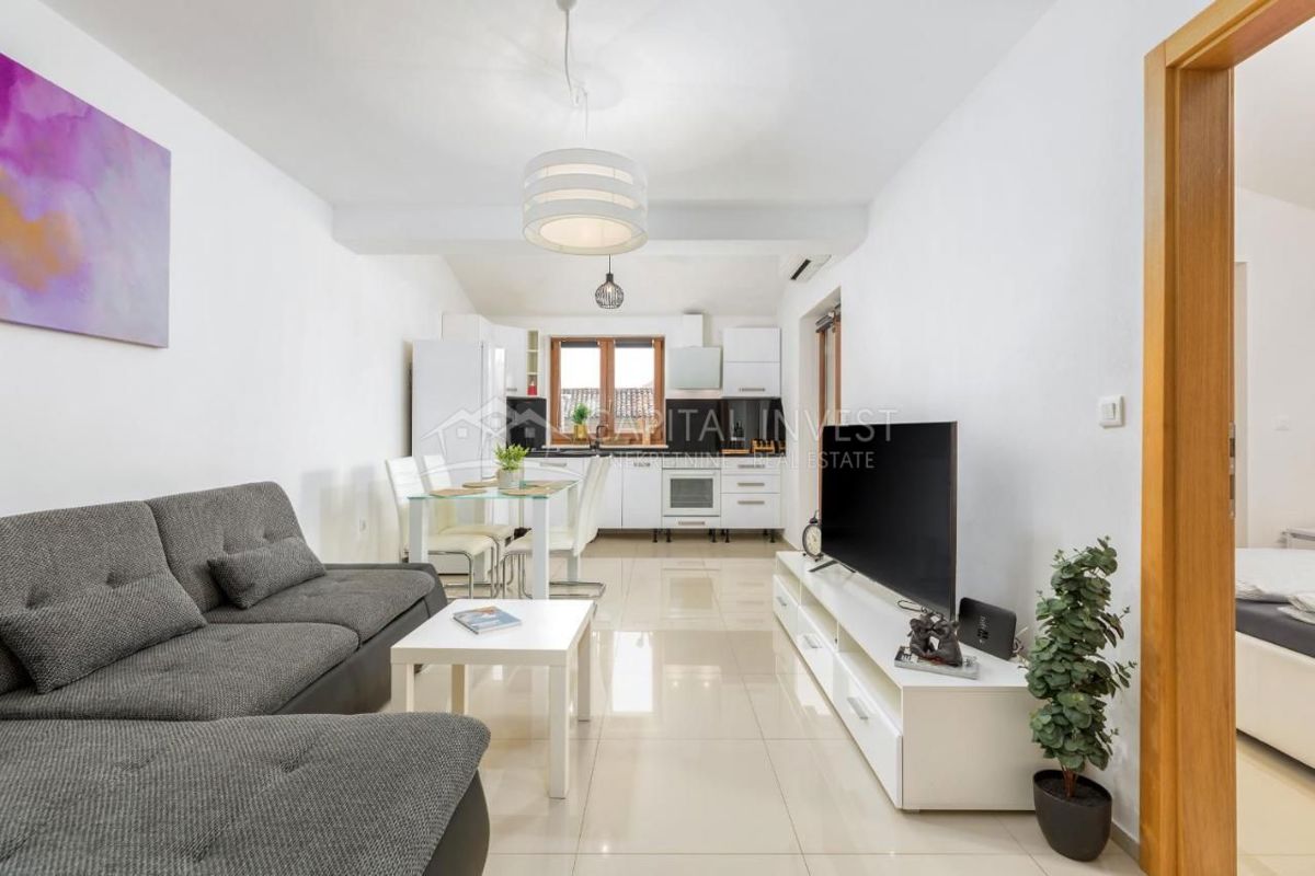 Apartma s teraso, Kaštanjer, Pula