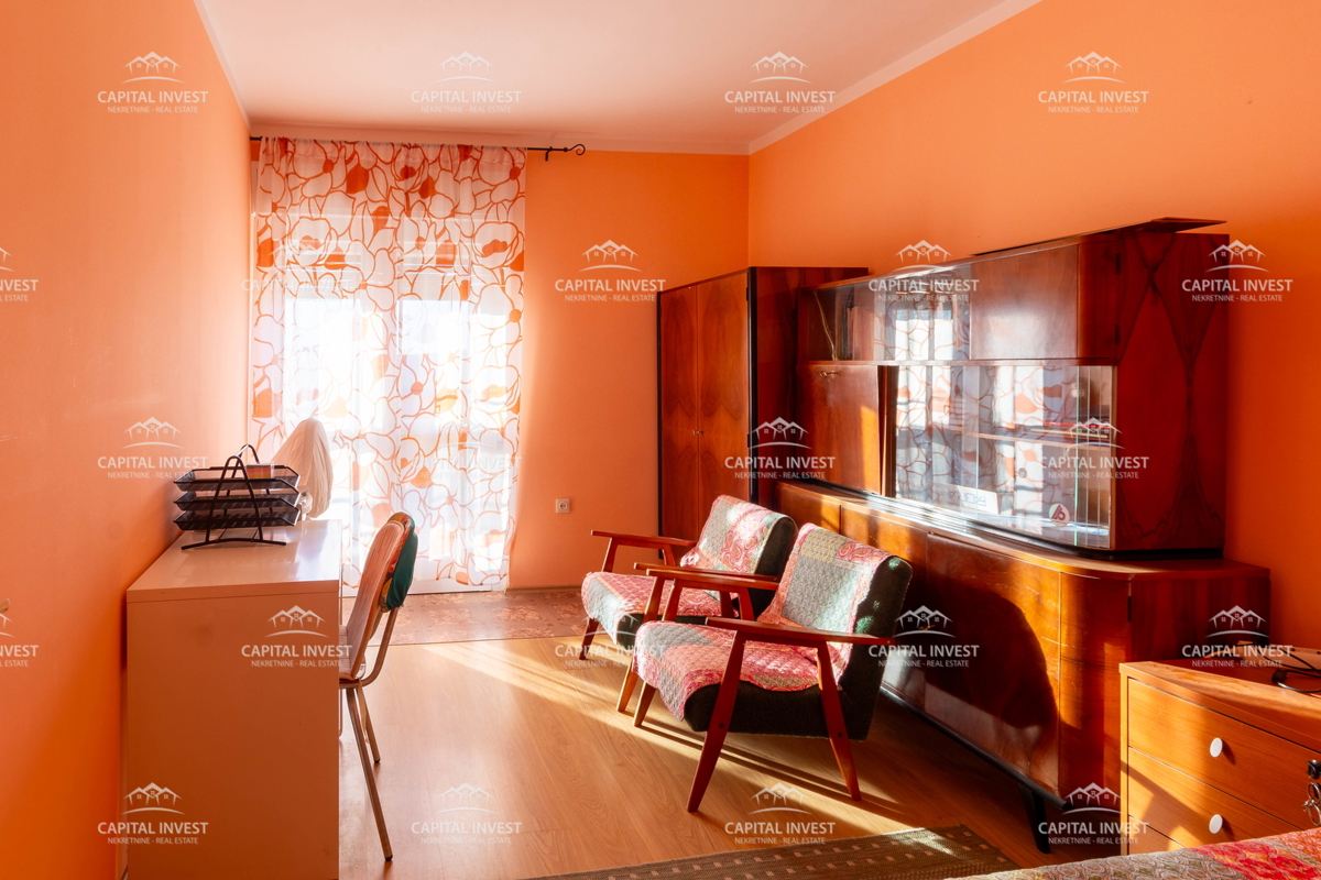 Štirisobno stanovanje, terasa, Pula, Istra