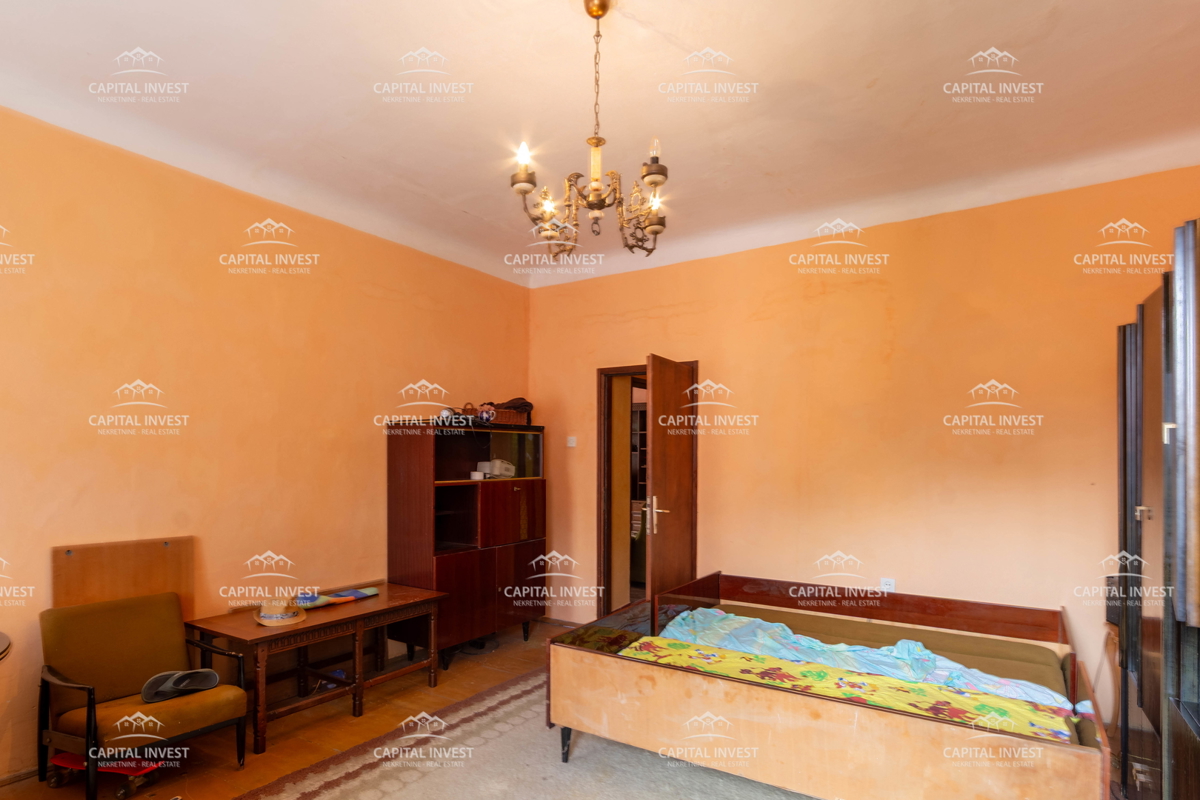 Štirisobno stanovanje v samem središču Pule, Istra