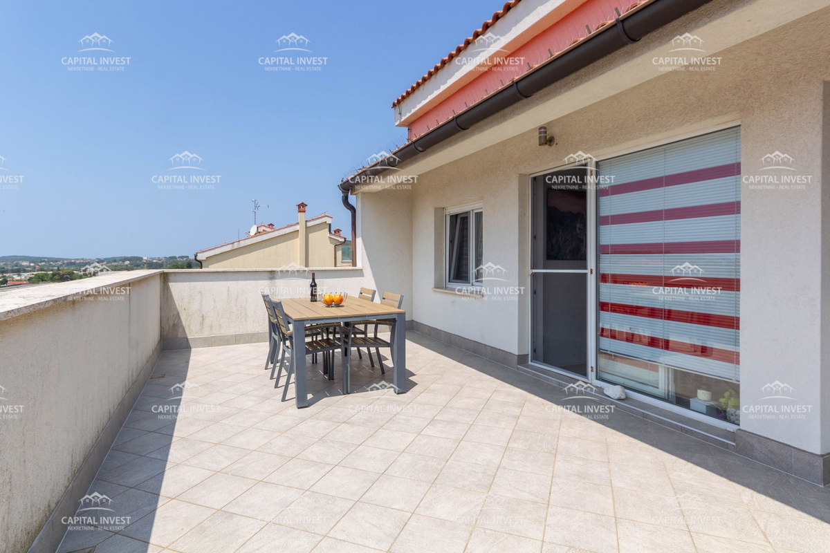 Dvoetažno stanovanje, tri terase, Pula, Šijana