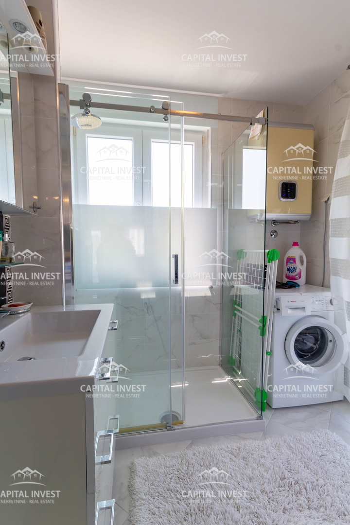 Dvoetažno stanovanje, tri terase, Pula, Šijana