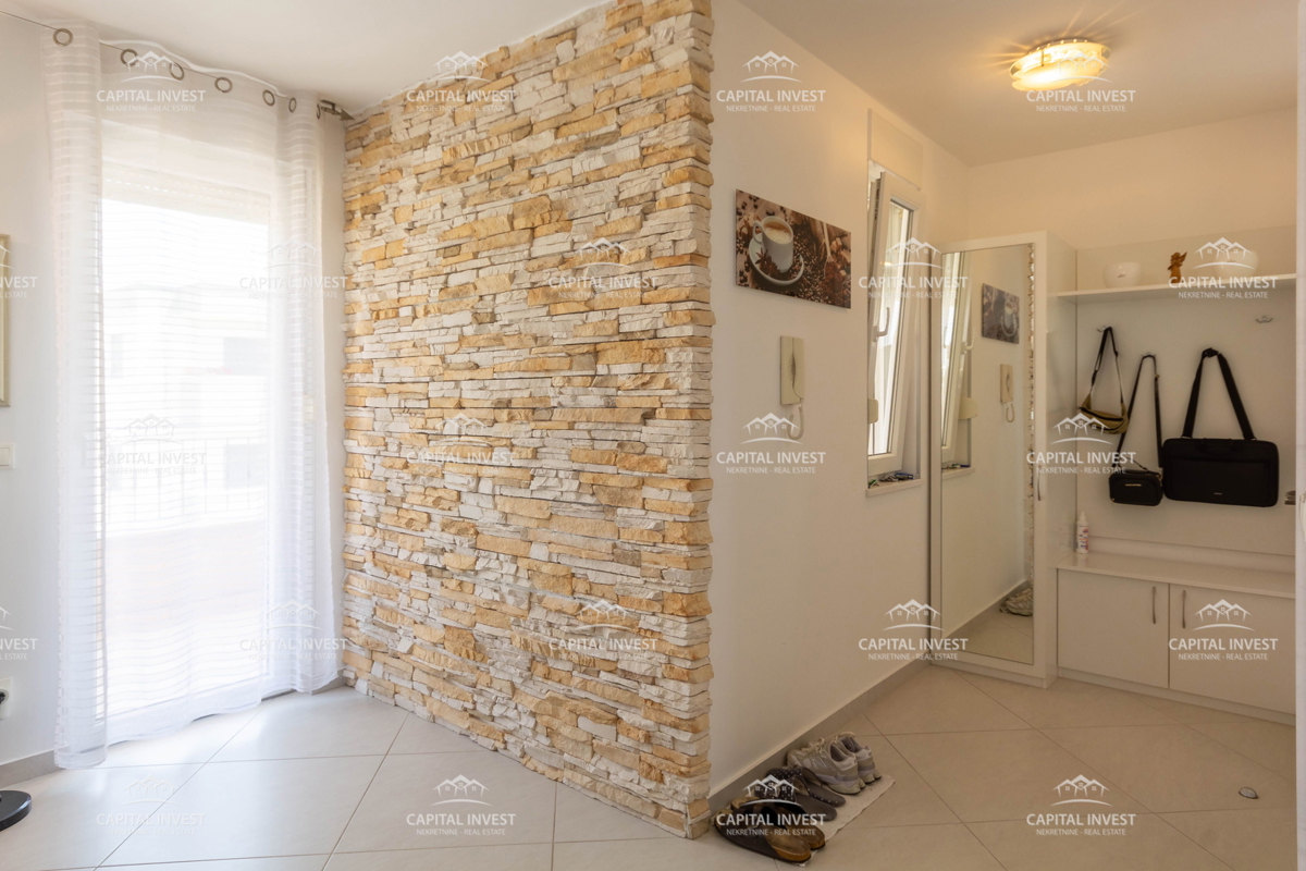 Dvoetažno stanovanje, tri terase, Pula, Šijana