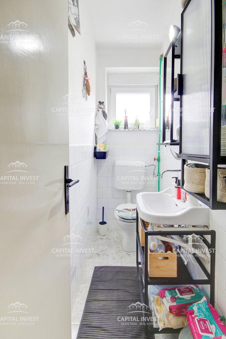 Stanovanje, štirisobno, dva balkona, Šijana, Pula, Istra