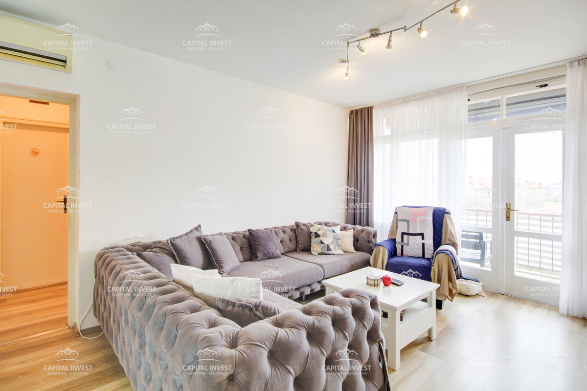 Stanovanje, štirisobno, dva balkona, Šijana, Pula, Istra