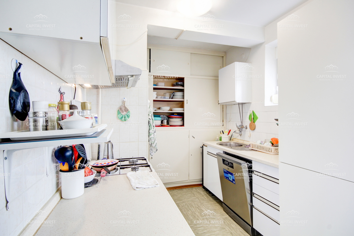 Stanovanje, štirisobno, dva balkona, Šijana, Pula, Istra