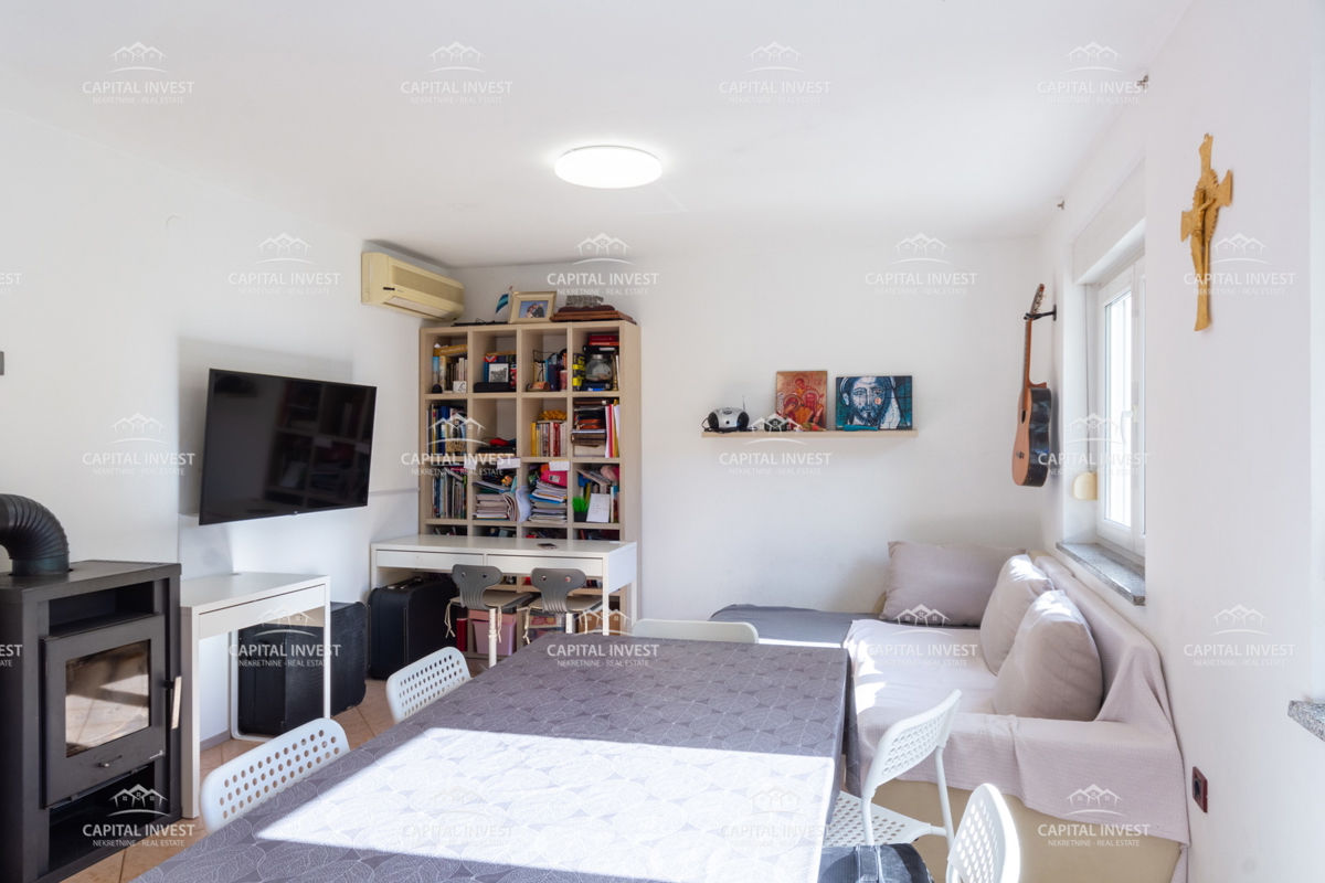 Dvosobno stanovanje, Valdebek, Pula