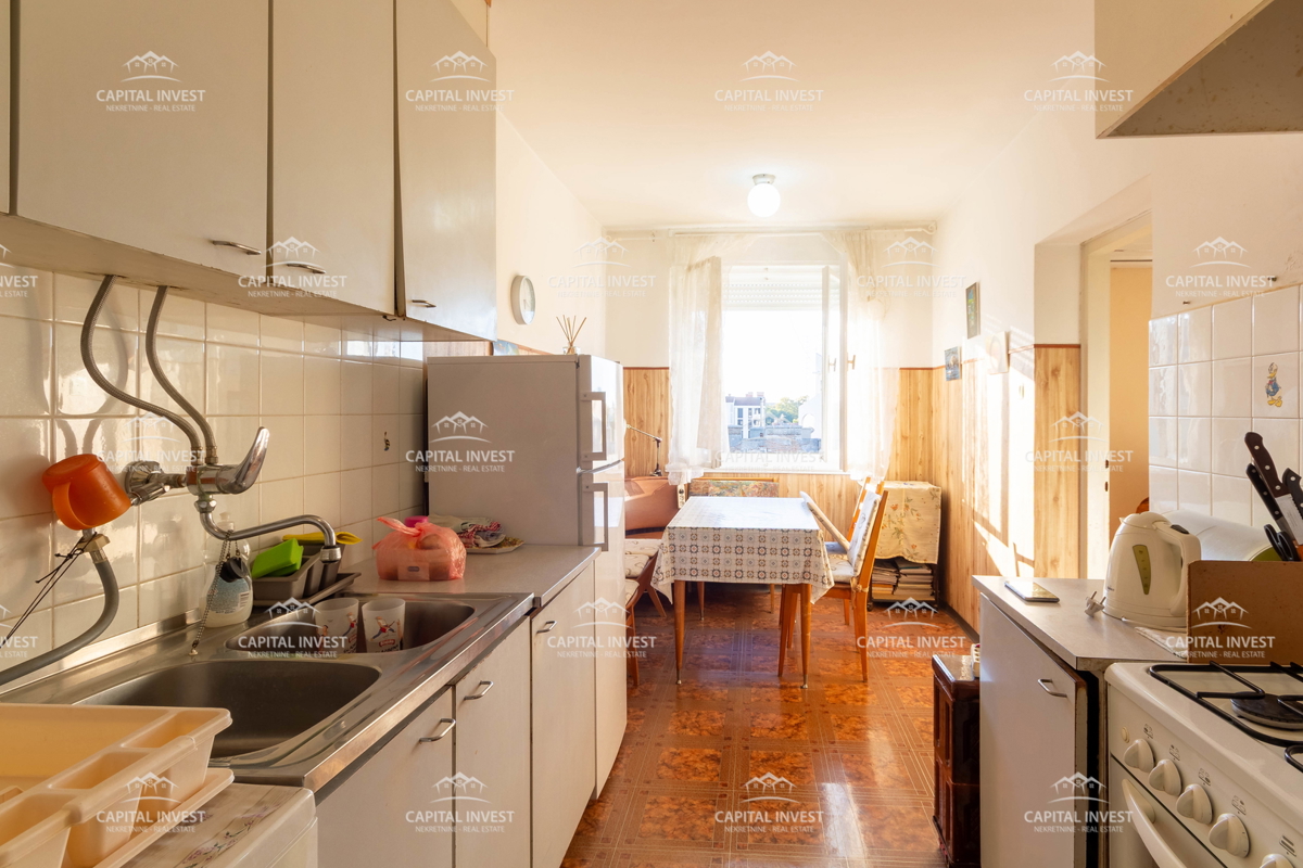 Štirisobno stanovanje, terasa, Pula, Istra