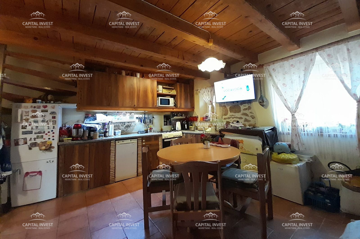 Vrstna hiša, zemljišče, Poreč, Istra