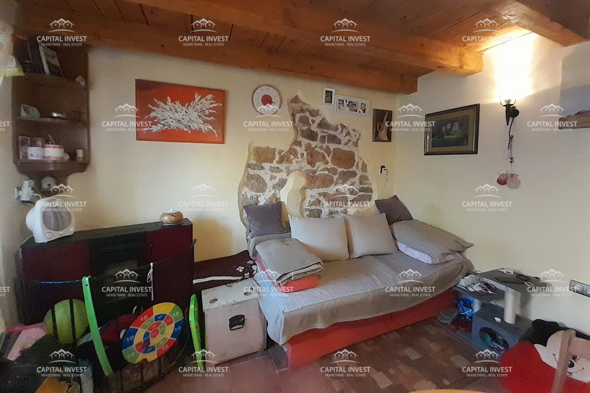 Vrstna hiša, zemljišče, Poreč, Istra