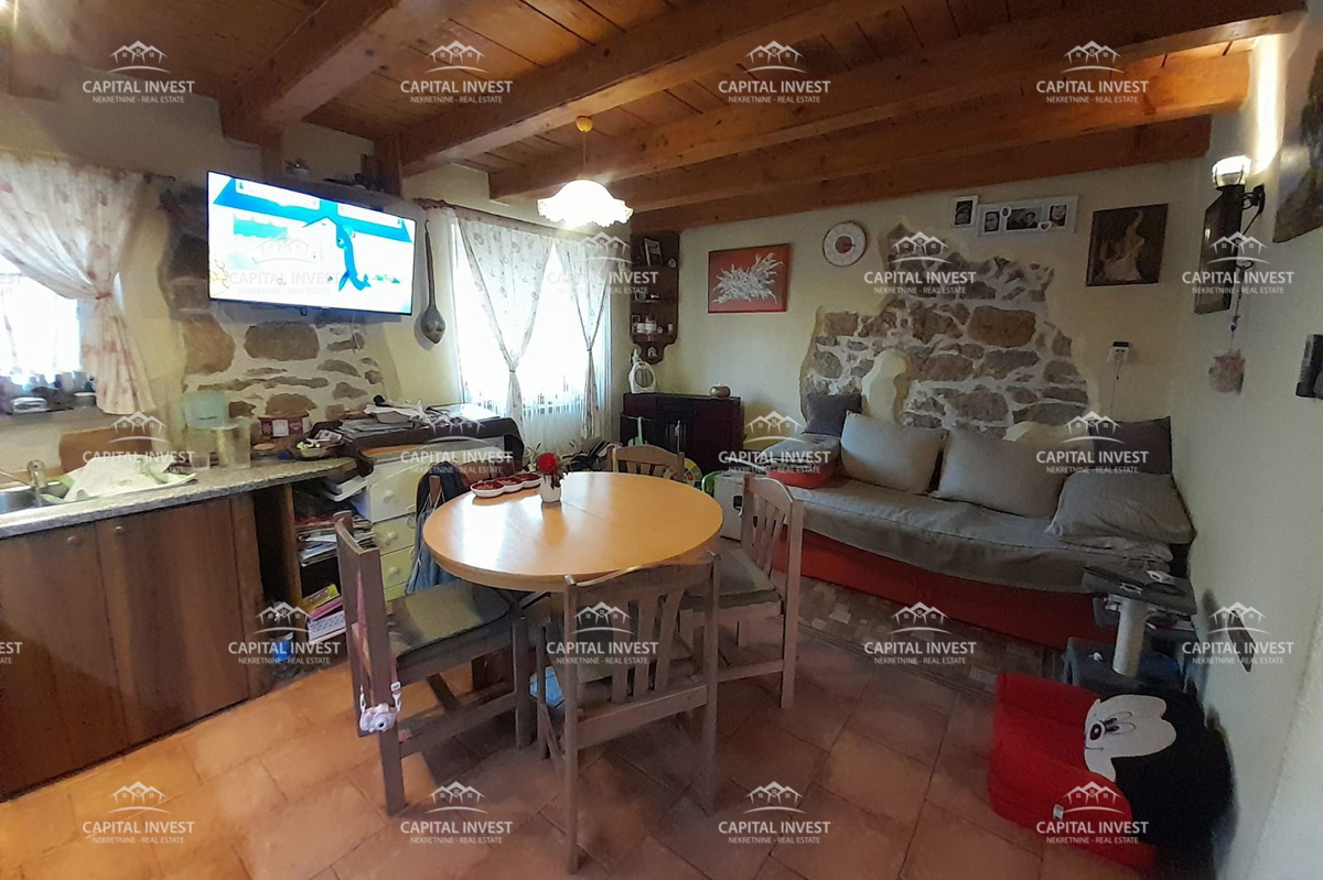 Vrstna hiša, zemljišče, Poreč, Istra