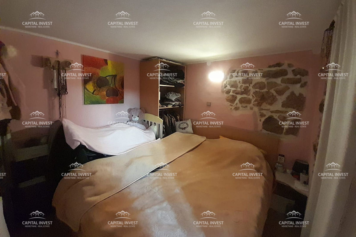 Vrstna hiša, zemljišče, Poreč, Istra