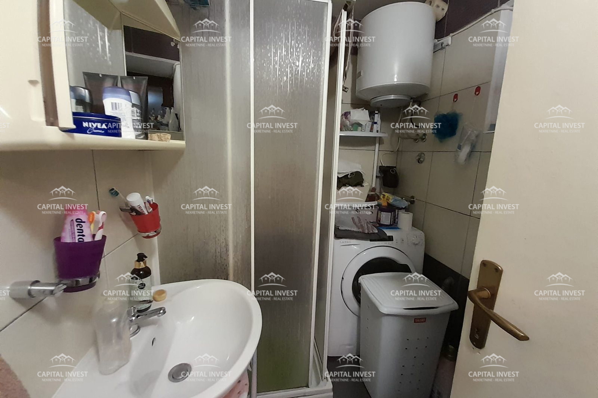 Vrstna hiša, zemljišče, Poreč, Istra