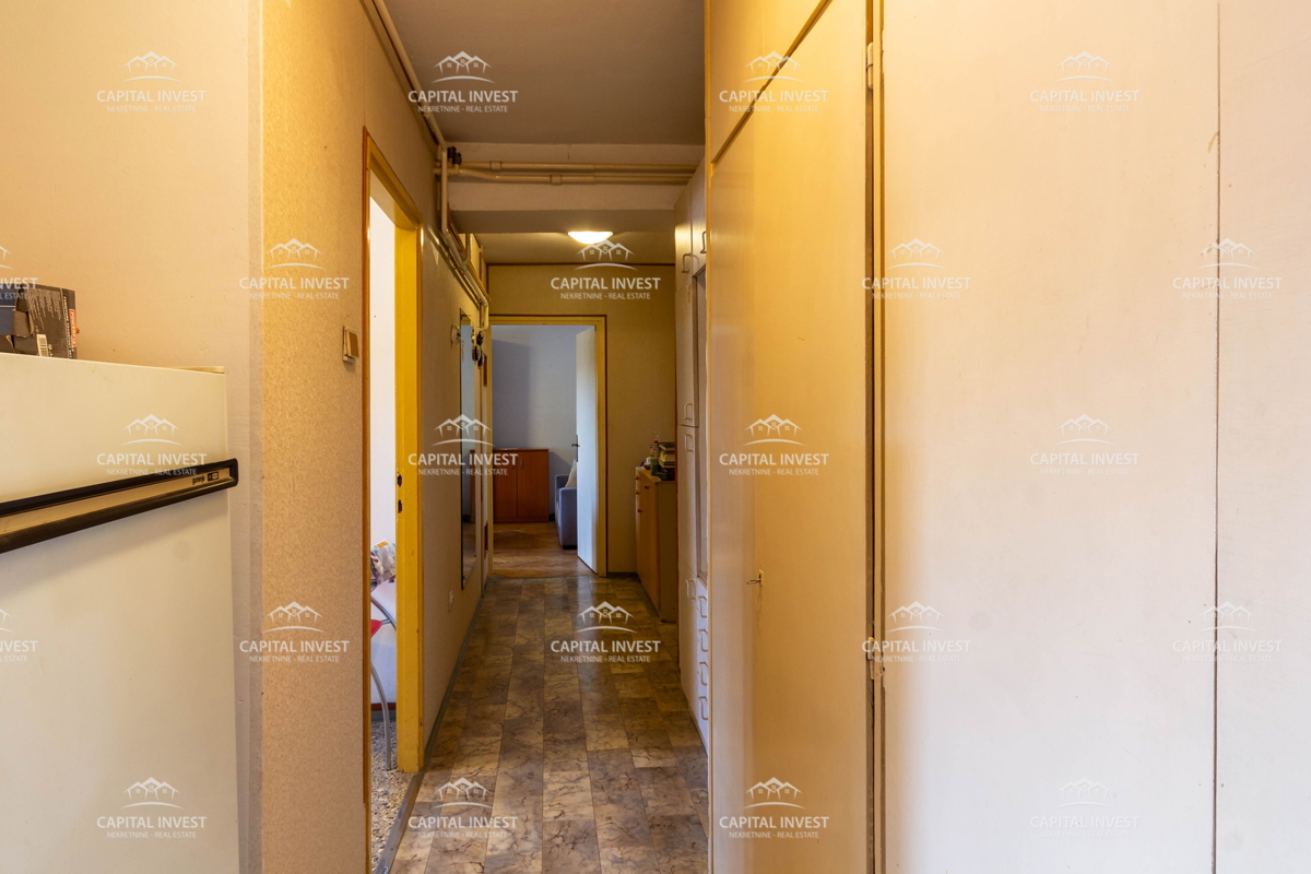 Dvosobno stanovanje, Pula, center