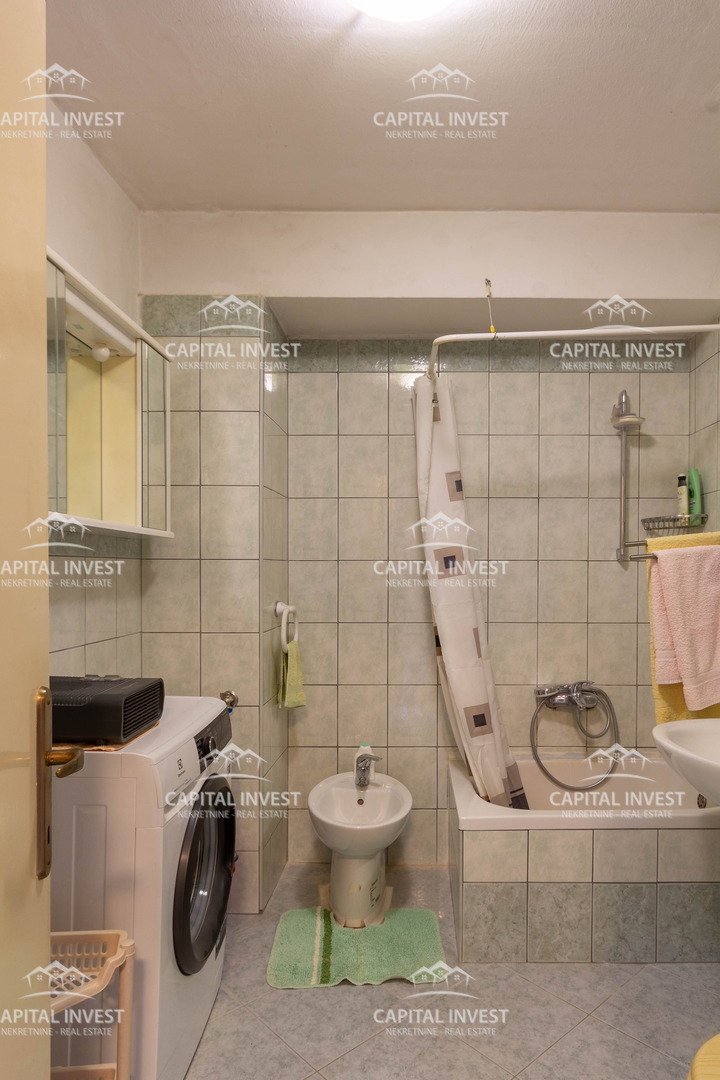 Dvosobno stanovanje, Pula, center