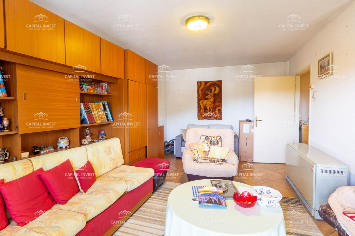 Dvosobno stanovanje, Pula, center