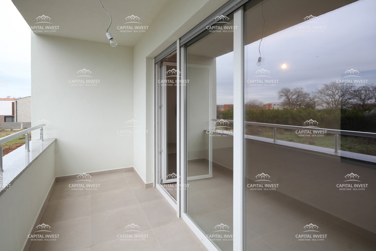 Stanovanje, trisobno, balkon, Medulin, Istra