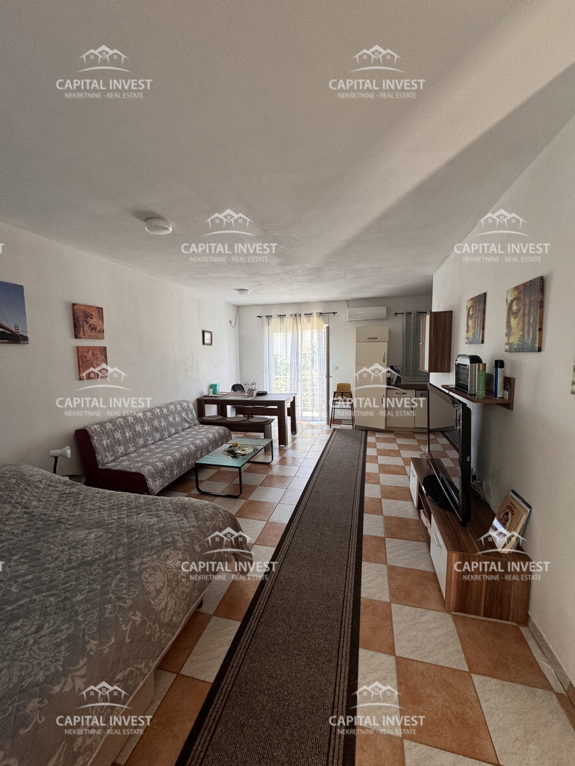 Hiša, trije stanovanji, terasa, Fažana, Istra